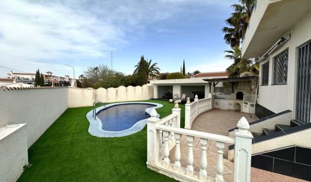 Återförsäljning - Villa -
Ciudad Quesada - Costa Blanca