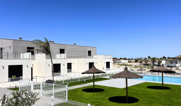 Nybygg - Town House -
Banos y Mendigo - Altaona Golf And Country Village