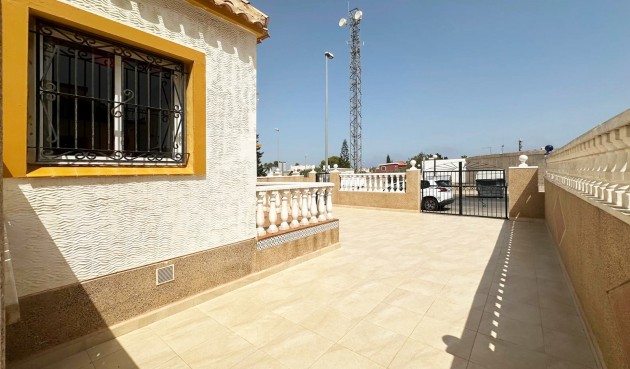 Återförsäljning - Duplex -
Orihuela Costa - Costa Blanca