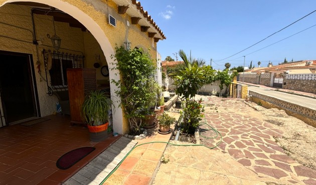 Reventa - Town House -
Alfas del Pí - Costa Blanca