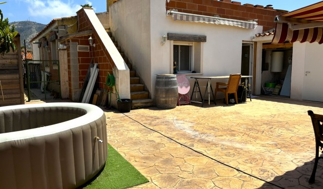 Resale - Town House -
Alfas del Pí - Costa Blanca