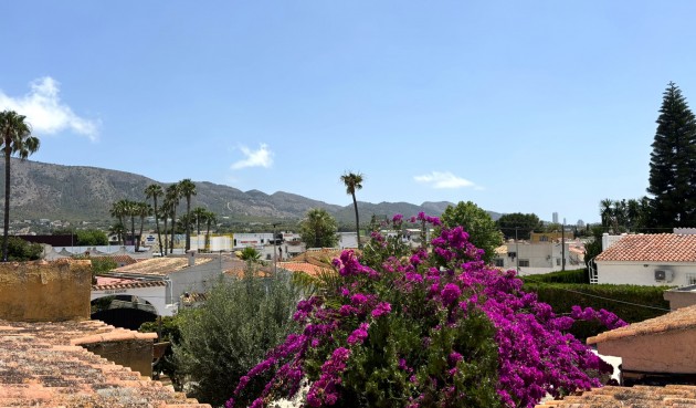 Brukt - Town House -
Alfas del Pí - Costa Blanca