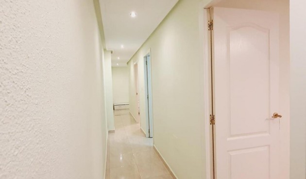 Återförsäljning - Apartment -
Torrevieja - DOWNTOWN