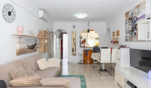 Reventa - Villa -
Torrevieja - Torreblanca