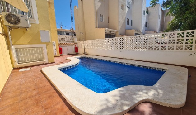 Återförsäljning - Duplex -
Torrevieja - Costa Blanca