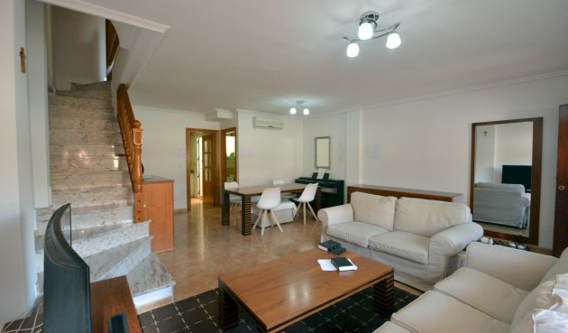 Återförsäljning - Town House -
Guardamar del Segura - Costa Blanca