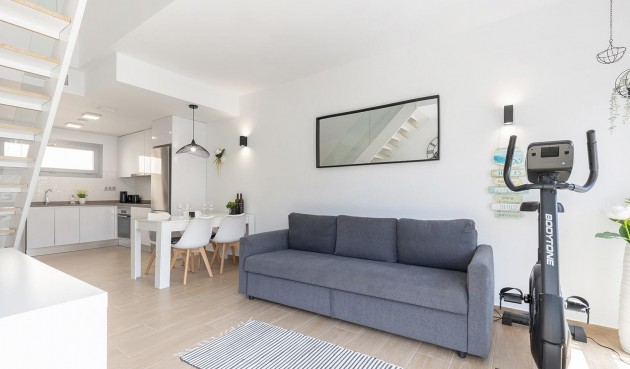 Återförsäljning - Apartment -
Torrevieja - La Veleta