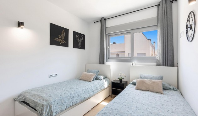 Återförsäljning - Apartment -
Torrevieja - La Veleta