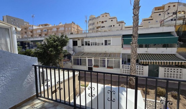 Återförsäljning - Bungalow -
Torrevieja - Nueva Torrevieja