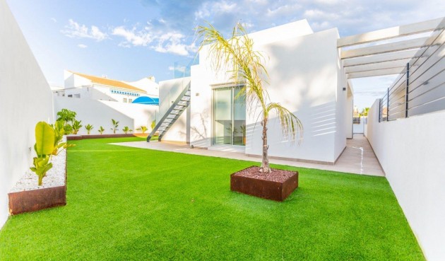 Obra nueva - Villa -
Torrevieja - Torreta Florida