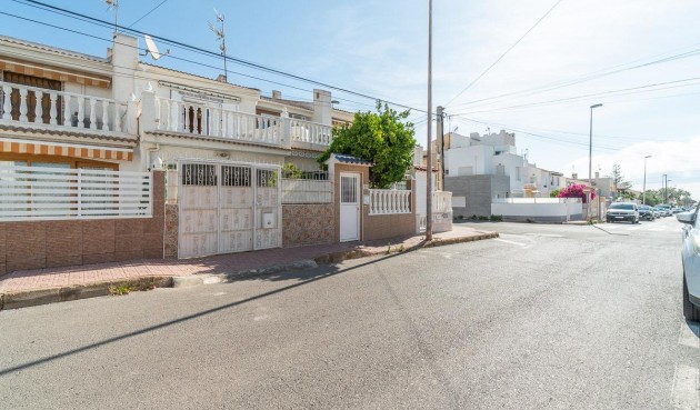 Återförsäljning - Bungalow -
Torrevieja - Los Frutales