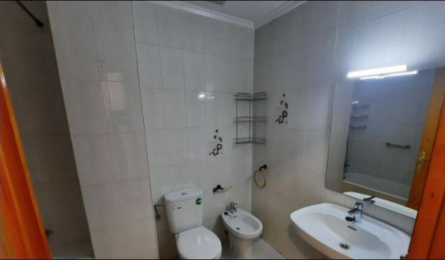 Återförsäljning - Apartment -
Torrevieja - La Mata