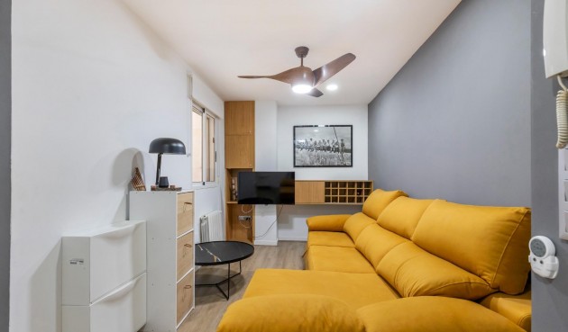 Återförsäljning - Apartment -
Torrevieja - Centro