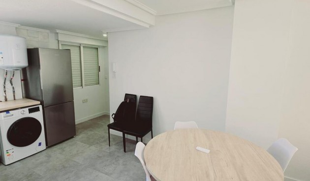 Återförsäljning - Apartment -
Torrevieja - Habaneras