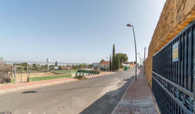 Återförsäljning - Villa -
Orihuela Costa - Los Balcones