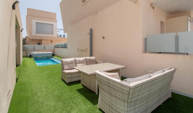 Reventa - Villa -
Mil Palmeras - Costa Blanca