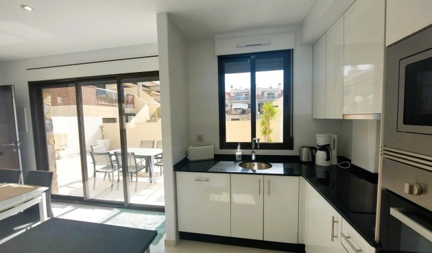 Återförsäljning - Town House -
Orihuela Costa - Costa Blanca