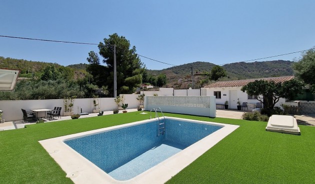 Återförsäljning - Villa -
Murcia - Inland