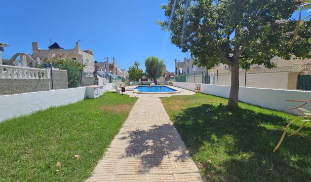 Återförsäljning - Town House -
Torrevieja - Carrefour