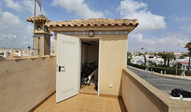 Återförsäljning - Villa -
Orihuela Costa - Costa Blanca