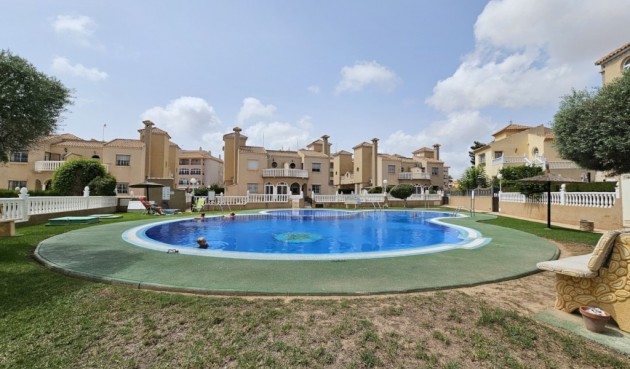 Återförsäljning - Villa -
Orihuela Costa - Costa Blanca