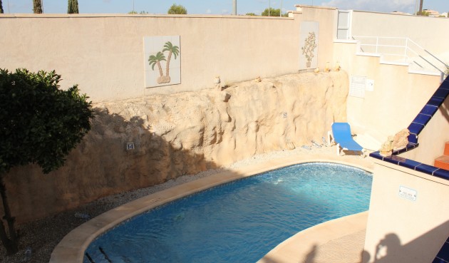 Brukt - Villa -
La Zenia - Costa Blanca