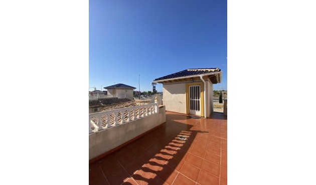 Brukt - Villa -
La Zenia - Costa Blanca