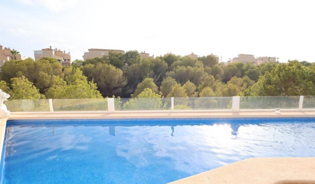 Återförsäljning - Villa -
Orihuela Costa - Costa Blanca