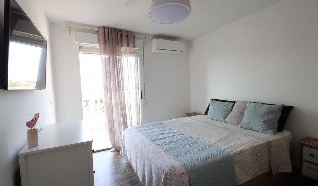 Återförsäljning - Town House -
Torrevieja - Costa Blanca