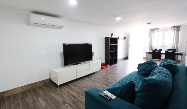 Brukt - Town House -
Torrevieja - Costa Blanca