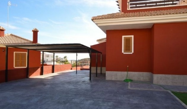 Reventa - Town House -
Finestrat - Costa Blanca