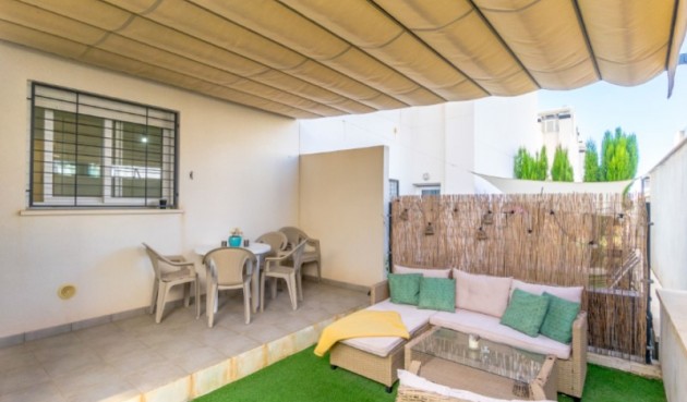 Resale - Bungalow -
Torrevieja - Costa Blanca