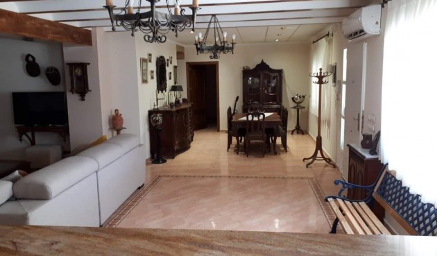 Resale - Villa -
Villena - Inland