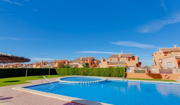 Återförsäljning - Bungalow -
Torrevieja - Torrejón