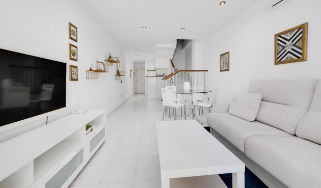 Reventa - Duplex -
Torrevieja - Playa de los Locos