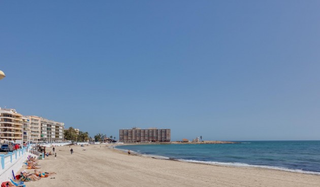 Återförsäljning - Duplex -
Torrevieja - Playa de los Locos