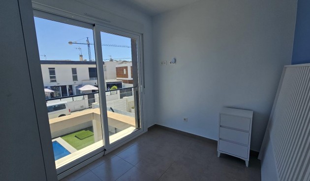 Resale - Villa -
Gran Alacant - Monte Y Mar Bajo