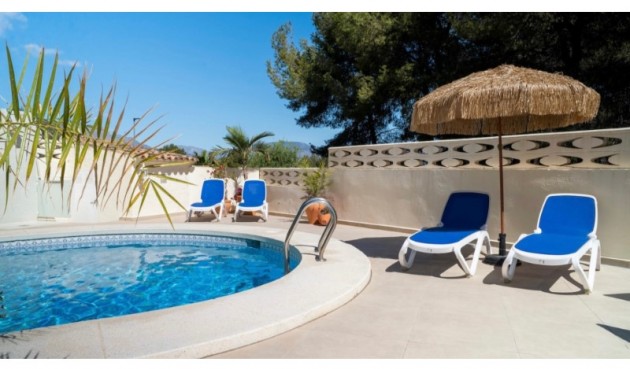 Resale - Villa -
Alfas del Pí - Costa Blanca