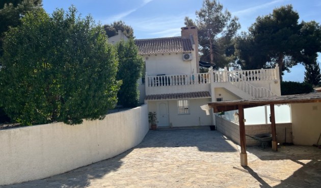 Reventa - Villa -
Alfas del Pí - Costa Blanca