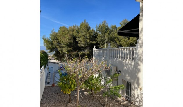 Reventa - Villa -
Alfas del Pí - Costa Blanca