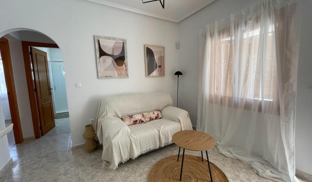 Återförsäljning - Town House -
Torrevieja - Los Altos