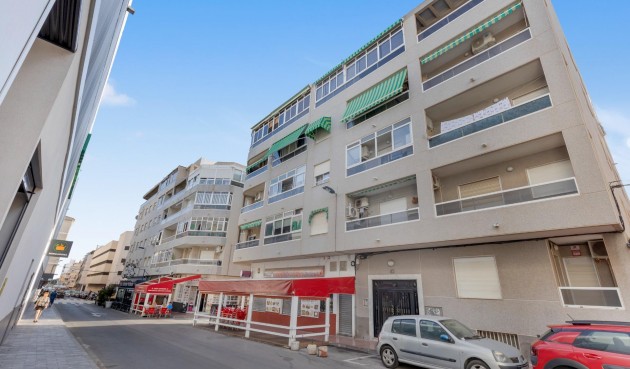 Återförsäljning - Apartment -
Torrevieja - Estacion De Autobuses