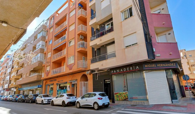 Återförsäljning - Apartment -
Torrevieja - La Mata Pueblo