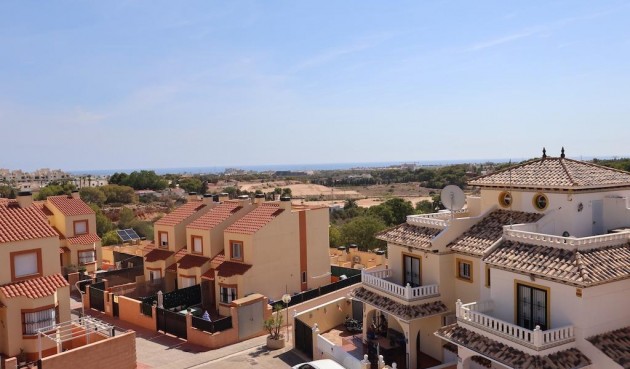 Brukt - Town House -
Orihuela Costa - Costa Blanca