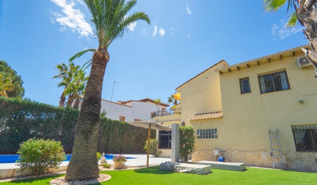 Återförsäljning - Villa -
Orihuela Costa - Costa Blanca