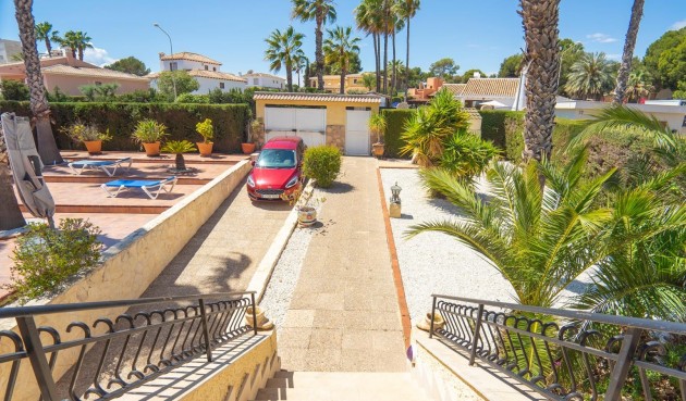 Brukt - Villa -
Orihuela Costa - Costa Blanca