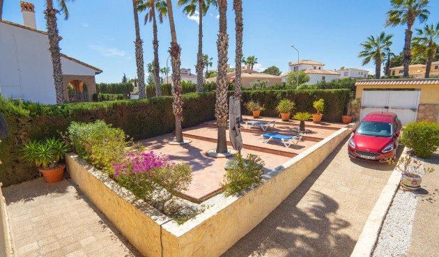 Återförsäljning - Villa -
Orihuela Costa - Costa Blanca