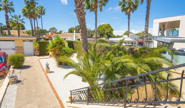 Reventa - Villa -
Orihuela Costa - Costa Blanca