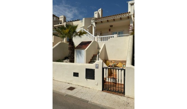 Brukt - Bungalow -
Orihuela Costa - Costa Blanca