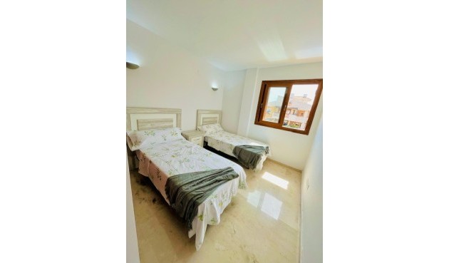 Resale - Apartment -
Torrevieja - Costa Blanca